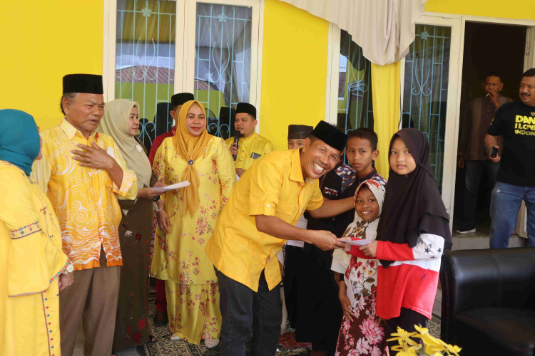 Peringati Isra Miraj, Golkar Riau Santuni 150 Anak Yatim dan Dhuafa